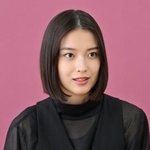 　「幼い頃から歌うこと、音楽を聴くことが好きで、音楽に携わる仕事ができればと思っていた」と話す茅島みずき