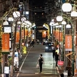 　杉大門通り＝東京都新宿区