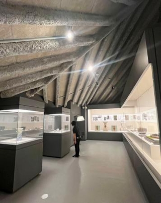 　展示棟２階＝東京都杉並区