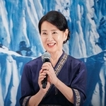 　映画「てっぺんの向こうにあなたがいる」の完成披露試写会で話す吉永小百合＝東京都千代田区