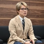 　インタビューの山本昭宏
