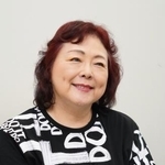 　インタビューに答える丸山圭子