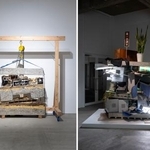 　Ｃｈｉｍ↑Ｐｏｍ　ｆｒｏｍ　Ｓｍａｐｐａ！Ｇｒｏｕｐ「カッティング・ビルバーガー」２０２５　ミクストメディア（学士会館新館から切り出されたフロアの床、各階の残留物）（左）、「ビルバーガー」２０２５　ミクストメディア（神田通信機株式会社本社ビルから切り出されたフロアの床、各階の残留物）（撮影：森田兼次）（提供写真）