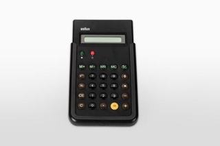 　ディーター・ラムス「ＥＴ６６」（ディートリッヒ・ルブスとの共同デザイン、１９８７年デザイン）（Ａｎｄｒｅａｓ　Ｋｕｇｅｌ　（Ｃ）ｒａｍｓ　ｆｏｕｎｄａｔｉｏｎ）（提供写真）