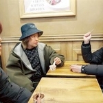 　映画「ＭＧＡ　ＭＡＧＩＣＡＬ　１０　ＹＥＡＲＳ　ＤＯＣＵＭＥＮＴＡＲＹ　ＦＩＬＭ　～ＴＨＥ　ＯＲＩＧＩＮ～」（ＴＯＨＯ　ＮＥＸＴ配給）より（（Ｃ）２０２５　ＭＧＡ　Ｆｉｌｍ　Ｐａｒｔｎｅｒｓ）