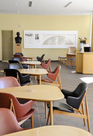 　東京都美術館の「佐藤慶太郎記念　アートラウンジ」＝東京都台東区