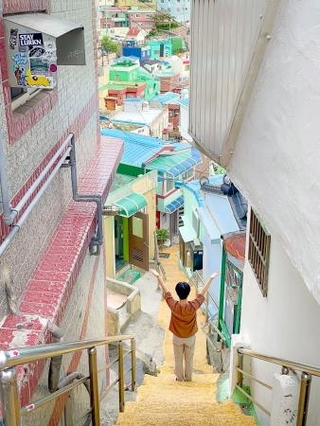 　韓国・釜山の甘川文化村（筆者提供）