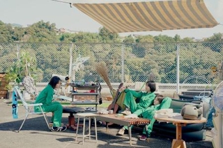 　（Ｃ）２０２６「万事快調」製作委員会