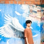 　韓国・釜山の甘川文化村での市川男寅（筆者提供）