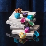 　惑星チョコレート「星の結晶／宇宙鉱物標本」（提供写真）