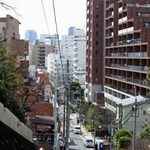 　のぞき坂＝東京都豊島区