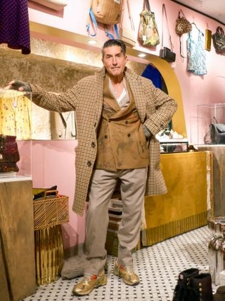 　東京・代官山で遭遇したタレントのパンツェッタ・ジローラモさん。カジュアルとトラッドを見事にミックスした大人スタイル