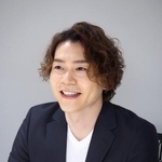 　ソロコンサートへの意気込みを語る佐藤隆紀