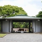 　千鳥ケ淵戦没者墓苑＝東京都千代田区