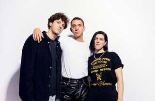 　Ｔｈｅ　ｘｘ