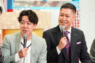　お笑い賞レース「ダブルインパクト」の決勝に進出したドンデコルテの渡辺銀次（右）と小橋共作＝東京都内