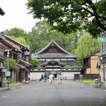 　江戸東京たてもの園の下町の家並み＝東京都小金井市