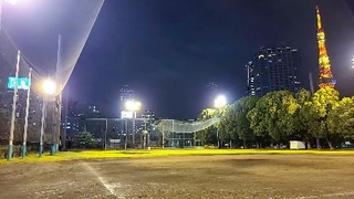 　キャッチボールをしたくなる芝公園野球場＝東京都港区