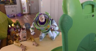 　映画「トイ・ストーリー５」より☆（○の中に小文字のＣ）２０２６　Ｄｉｓｎｅｙ／Ｐｉｘａｒ．　Ａｌｌ　Ｒｉｇｈｔｓ　Ｒｅｓｅｒｖｅｄ．