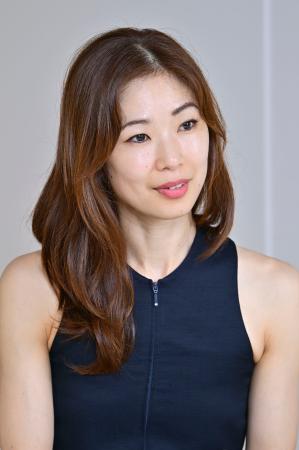 　インタビューに答える中村祥子＝東京都品川区