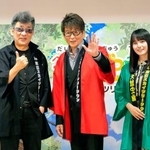 　「大昆虫展ｉｎ東京スカイツリータウン」のプレス発表会に登場した（左から）五箇公一さん、哀川翔、片田陽依＝東京都墨田区