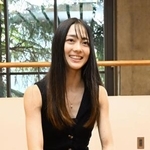 　インタビューに答える前田紗江