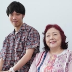 　穴水佑輔（左）と丸山圭子
