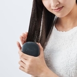 　シャープの「プラズマクラスターヘアブラシ『Ｓｍｏｏｍｅ（スムーミー）』〈ＩＢ-Ｂ１〉」
