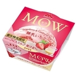 　森永乳業のカップアイス「ＭＯＷ（モウ）　練乳いちご」