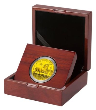 　泰星コインが予約販売を始めた「午年馬図記念コイン」の１００ポンド金貨