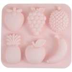 　貝印の「シリコーンチョコ型　フルーツ（大・６個取）」