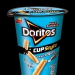 　ジャパンフリトレーの「ドリトス　ＣＵＰ　Ｓｔｙｌｅ　マイルドソルト味」