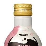 　メルシャンの「カクテルスパークリングワイン　白ワイン×ピーチフィズ」