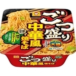 　東洋水産のカップ入り即席麺「マルちゃん　ごつ盛り　中華風焼そば」