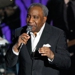 　米ニューヨークで歌う歌手ジェリー・バトラーさん＝２００８年３月（ＡＰ＝共同）