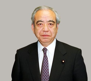 　梶原敬義氏