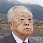 　鐘ケ江管一さん