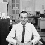 　米国のジャーナリスト、ピーター・アーネットさん＝１９６３年、マレーシア・クアラルンプール（ＡＰ＝共同）