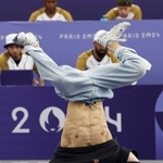 パリ五輪で技を繰り出すＨＩＲＯ１０