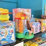 　「おもちゃの図書館プティ」に並べられた貸し出し用の玩具＝福井県鯖江市