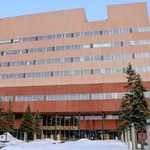 　旭川市教育委員会が入る総合庁舎＝１２日、北海道旭川市