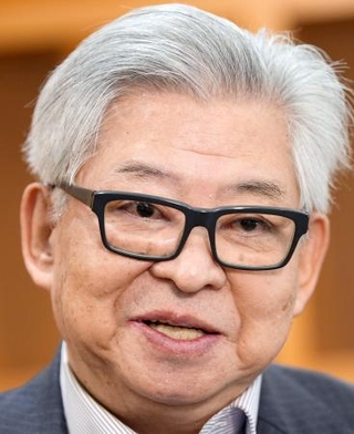 　保阪正康さん