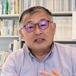 　島の館の中園成生館長＝２０２５年５月４日