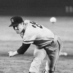 　１９６８年８月の中日戦で１６奪三振のセ・リーグタイ記録を達成した江夏豊さん＝中日