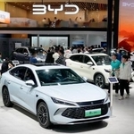 　上海国際モーターショーに出展したＢＹＤのブース＝４月、中国上海市（共同）