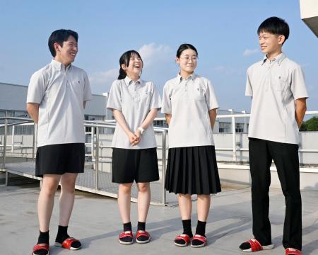 ハーフパンツの制服「ダサい」一転、好評|ニュースの核心|神戸新聞NEXT