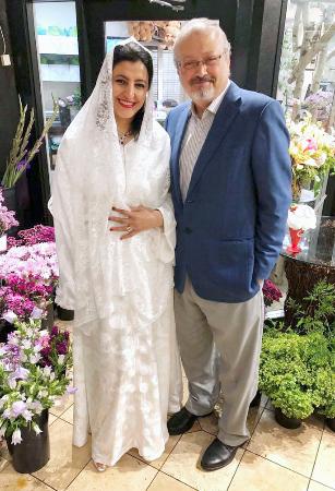 　ジャマル・カショギ氏（右）と妻ハナンさん＝２０１８年６月、ワシントン近郊（ハナンさん提供・共同）