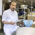 日航ジャンボ機墜落事故で、遺体の歯型から身元確認を行った丸茂忠英さん＝７月、群馬県高崎市