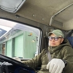 　清掃会社でアルバイトをする住職の阿部真典さん＝北海道当麻町（本人提供）