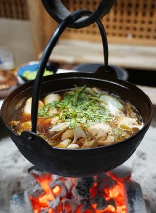 　郷土料理「きりたんぽ鍋」